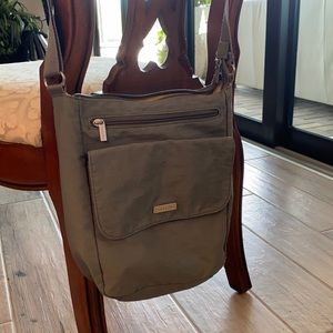 Baggallini bag